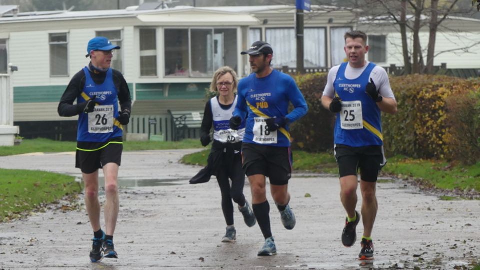 Runners at the Maravan