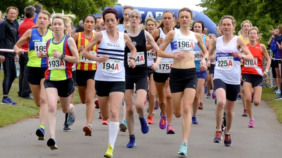 /images/2020/06/bmaf-road-relay-2019-w35-w45-start.jpg
