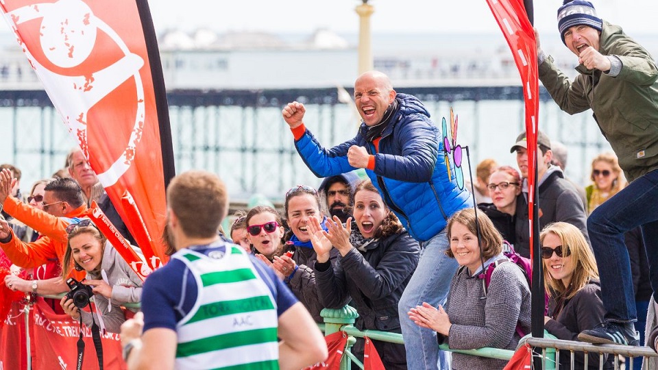 /images/2020/07/brighton-marathon-atmosphere.jpg