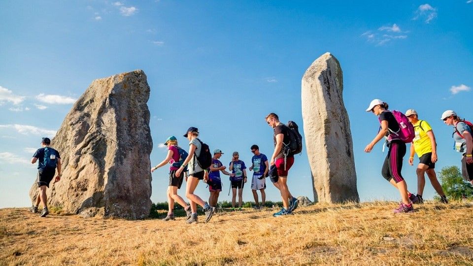 /images/2020/08/race-to-the-stones-image-845678.jpg
