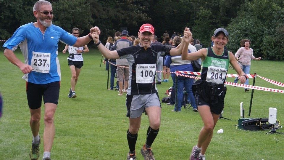 /images/2020/09/farnham-pilgrim-marathon-finishers.jpg