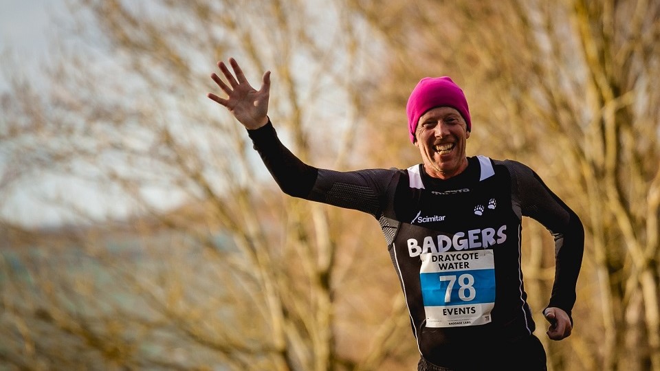 /images/2020/09/the-race-organiser-wave-image.jpg