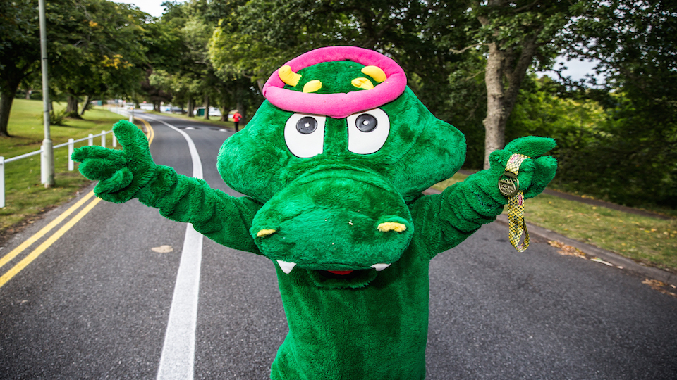 /images/2020/10/loch-ness-marathon-nessie-with-medal.jpg