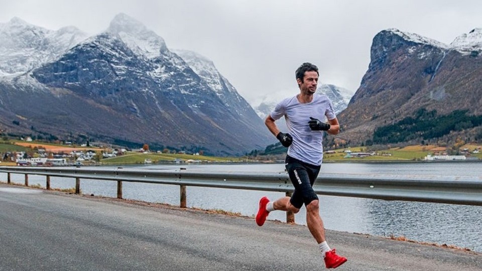 /images/2020/11/kilian-jornet-in-training.jpg