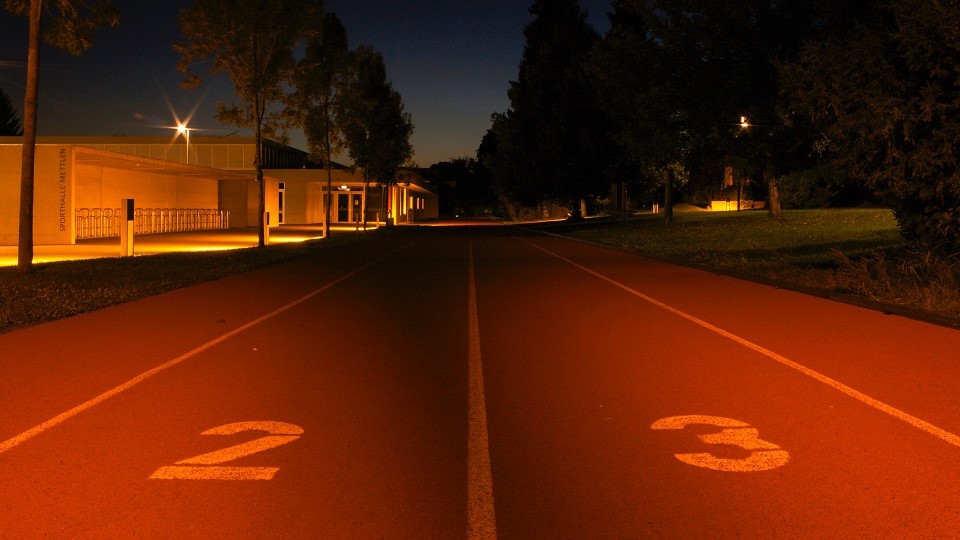 /images/2020/11/track-at-night-by-jan-huber-on-unsplash.jpg