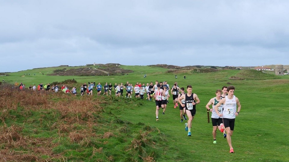 /images/2020/12/guernsey-boxing-day-cross-country-2020.jpg