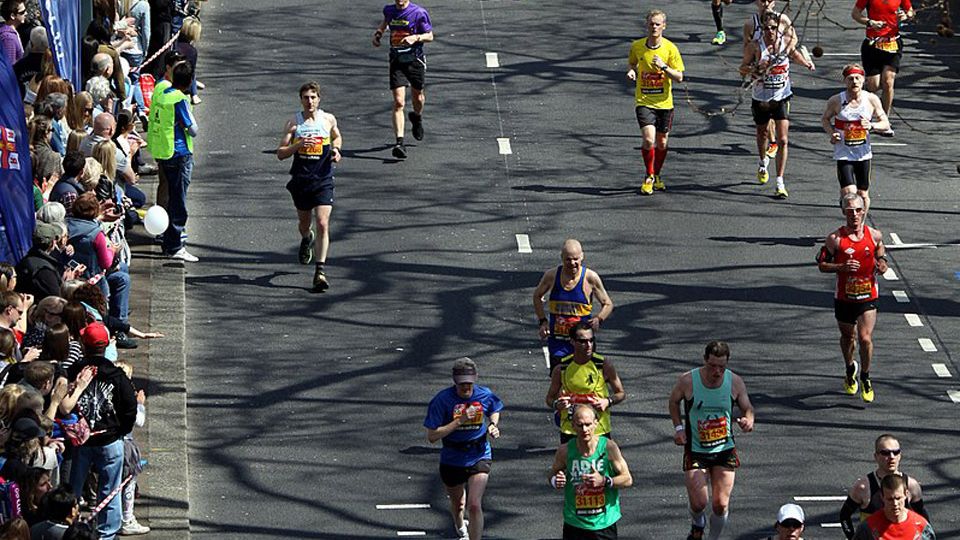 runners at London Marathon