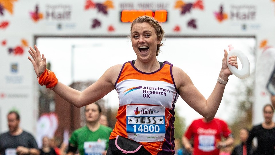 /images/2021/02/royal-parks-half-marathon-runner-jess.jpg