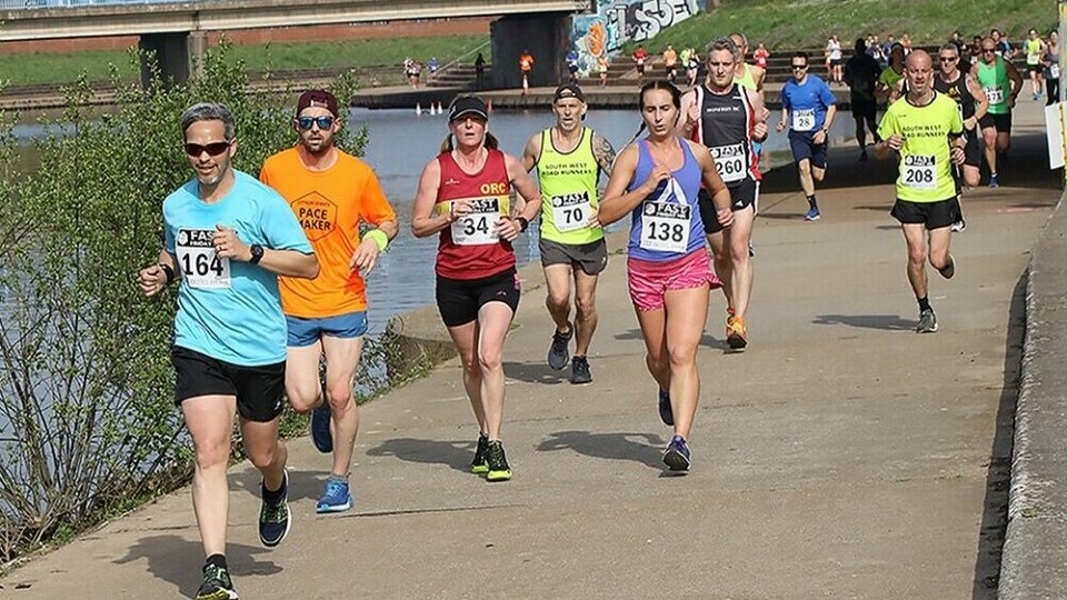 /images/2021/04/fast-friday-races-2021.jpg