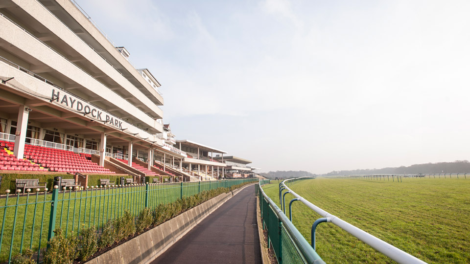 /images/2021/04/haydock-park.jpg
