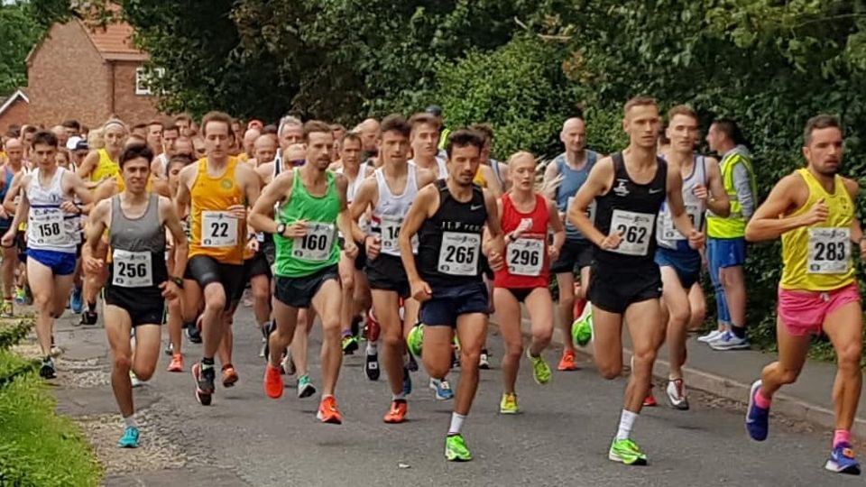 Runners in the highly competitive Bassingham Bash 5 Mile Road Race