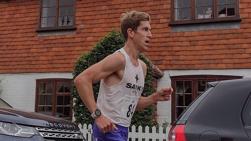 Paul Navesey wins Kings Head Canter 5k 2021