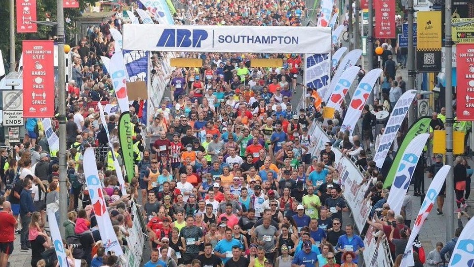 /images/2021/09/abp-southampton-marathon-2021.jpg