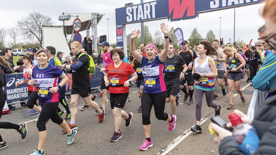 /images/2021/09/manchester-marathon.jpg