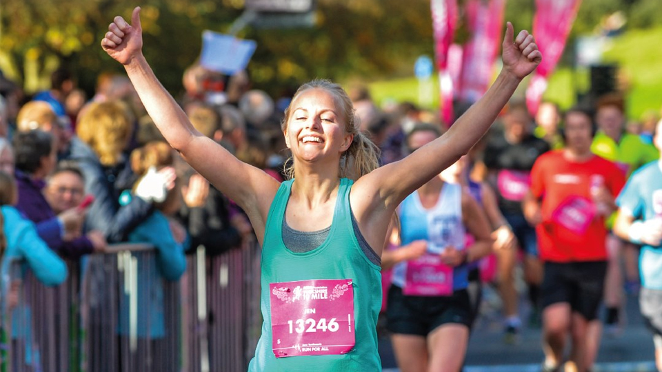 /images/2021/10/yorkshire-10-mile-runner.jpg