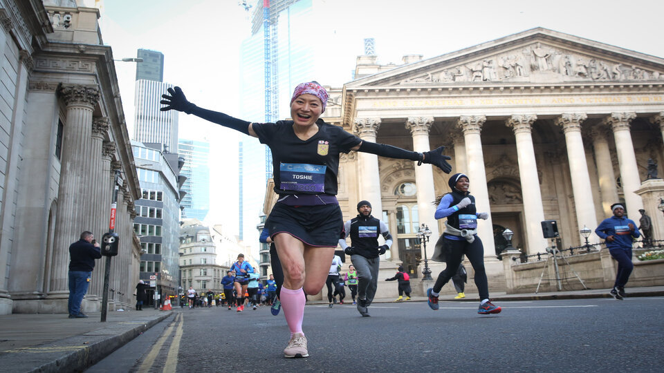 /images/2021/11/cruk-london-winter-run-2021.jpg