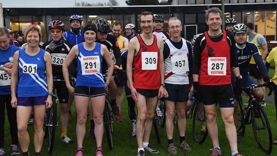 /images/2021/11/harriers-v-cyclists-217004.jpg