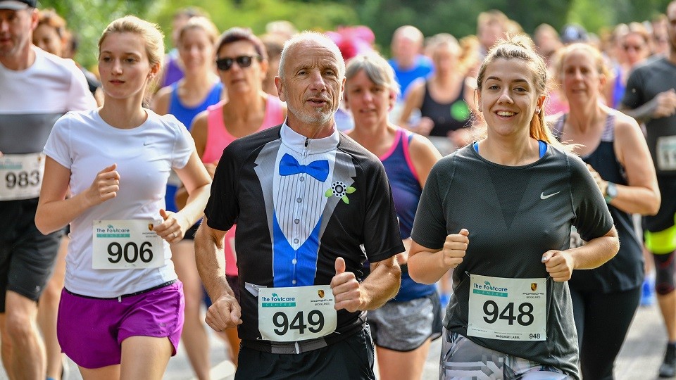 /images/2021/11/weybridge-10k-2019.jpg