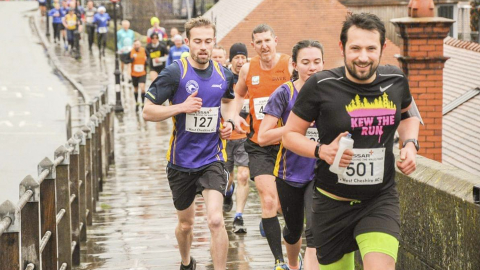 Essar Chester Round The Walls Runners
