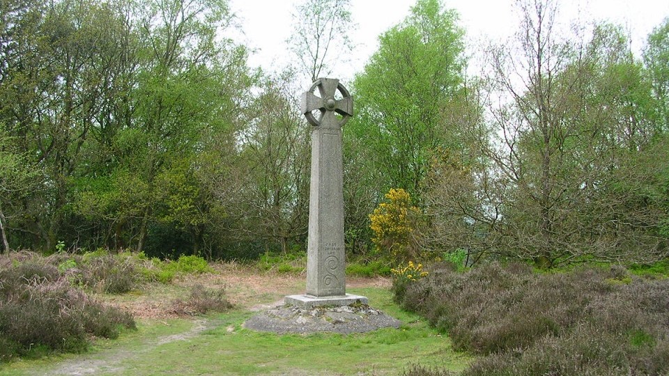 /images/2021/12/gibbet-hill-hindhead.jpg