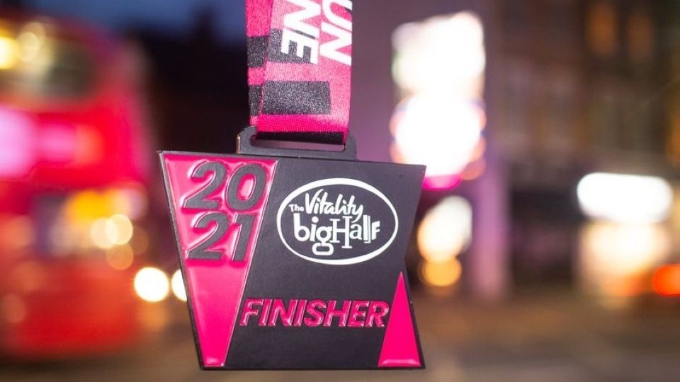 /images/2022/02/the-vitality-big-half-medal-2021-copy-832218.jpg