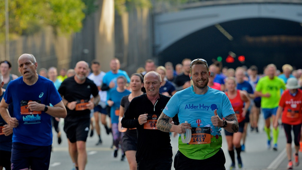 /images/2022/02/tunnel-10k-runner.jpg