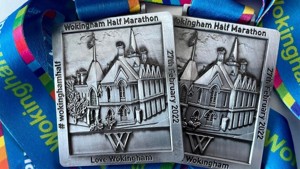 /images/2022/02/wokingham-half-marathon-medals-089345.jpg