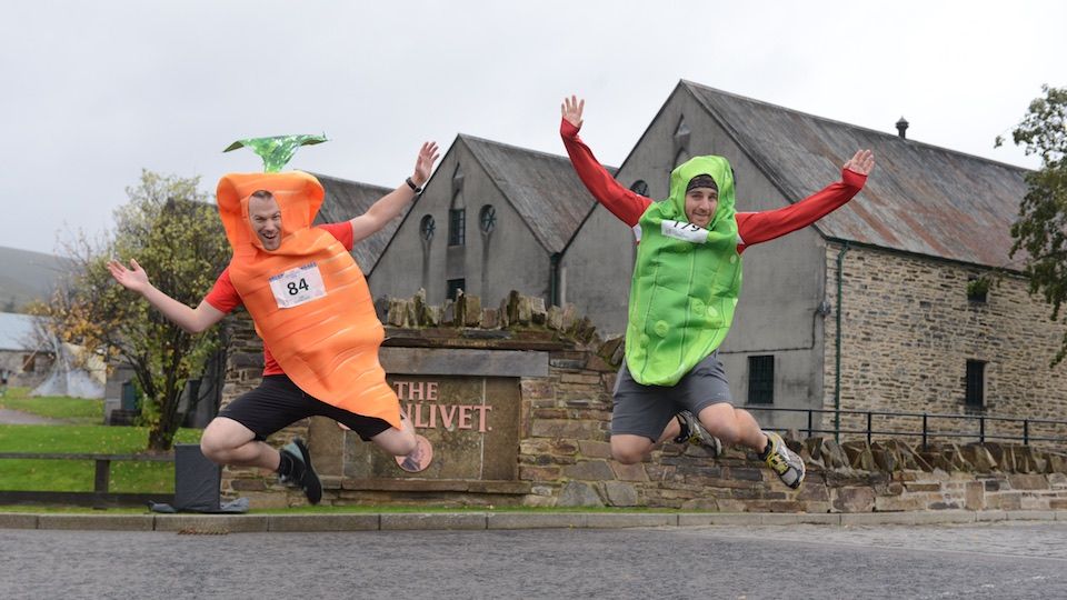 /images/2022/03/glenlivet-10k-2022-vegetable-men-656672.jpeg
