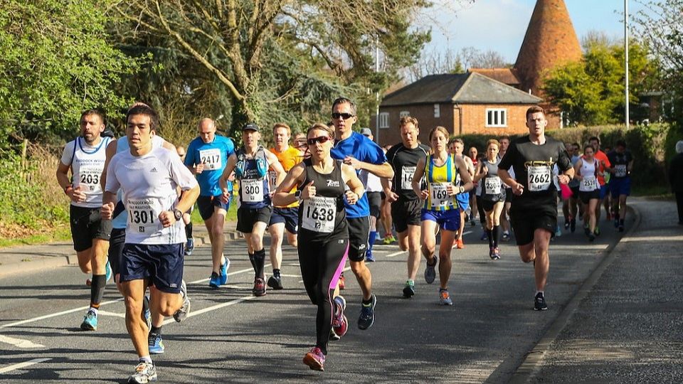 /images/2022/03/paddock-wood-half-marathon-210905.jpg