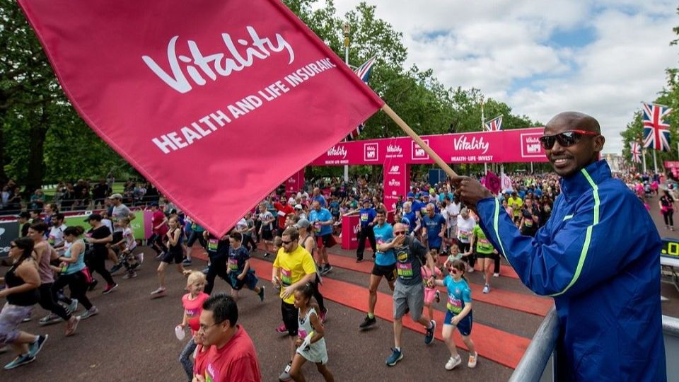 Mo Farah starts Vitality Westminster Mile