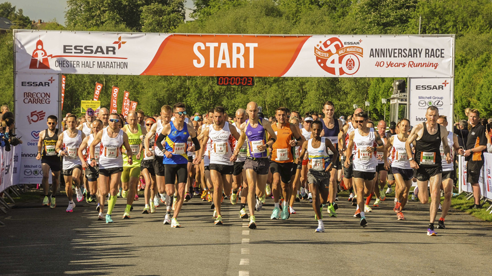 /images/2022/05/chester-runners.jpg