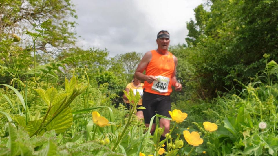 Cross country run and sun at the Clawson 10K