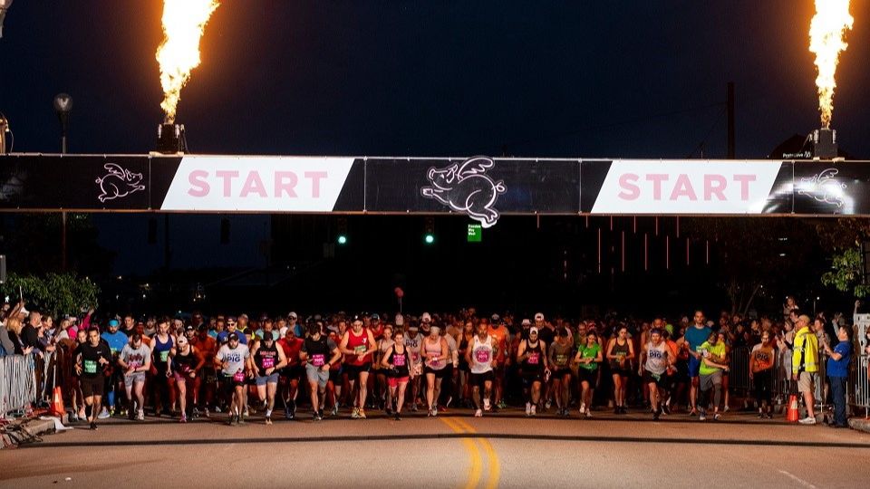 /images/2022/05/flying-pig-marathon-start-2022-417308.jpg