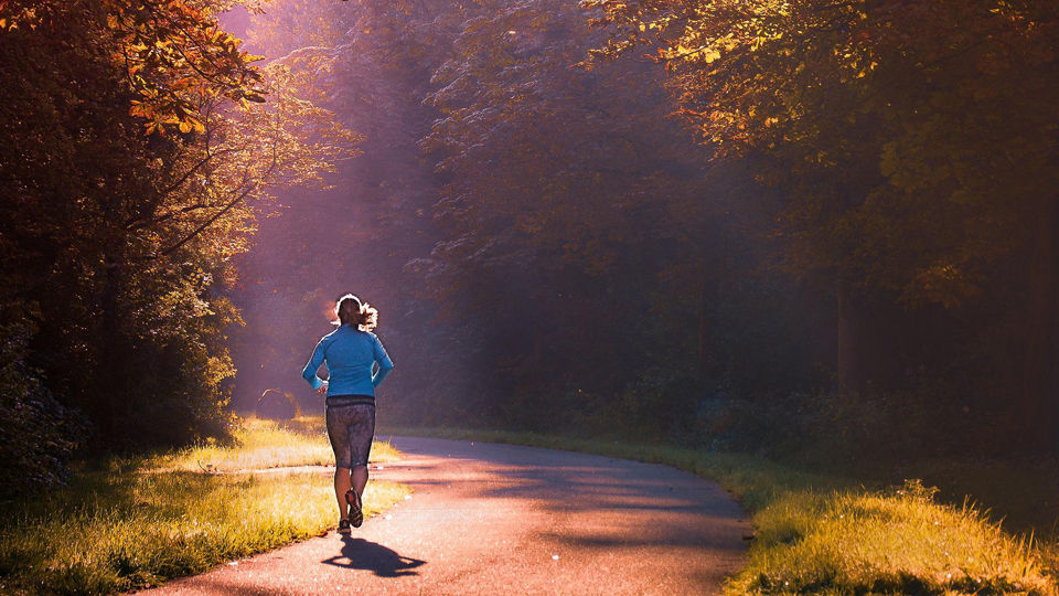 /images/2022/05/morning-runner-pixabay.jpg