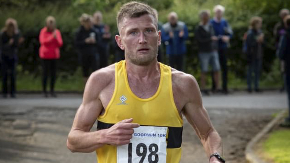/images/2022/06/derek-hawkins.jpg
