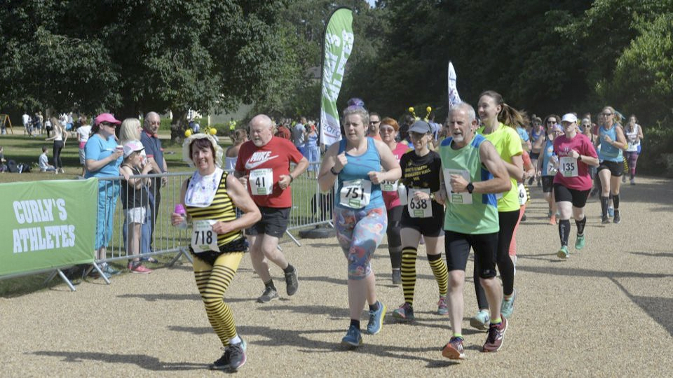 /images/2022/06/normanby-hall-runners.jpg