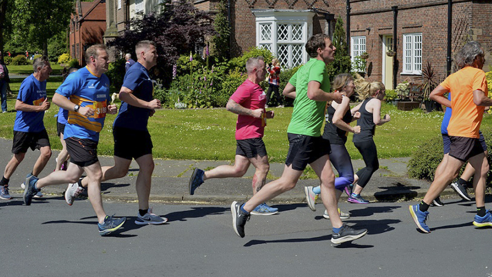 /images/2022/06/port-sunlight-runners.jpg