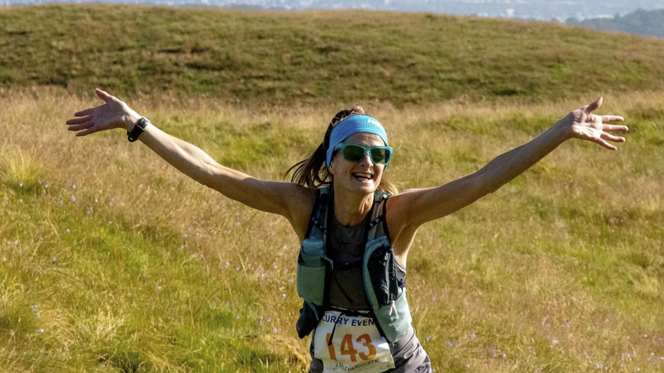 Scurry To Sea Runner