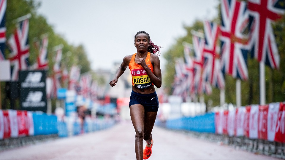 Brigid Kosgei wins London Marathon
