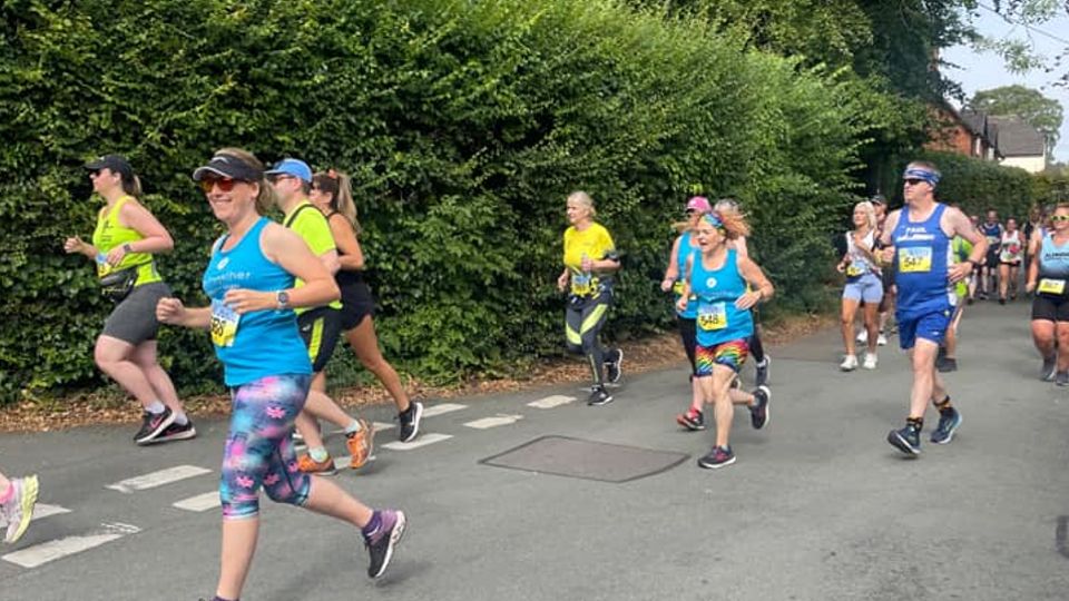 /images/2022/07/edited-walton-wobble-10k-18-07-2022-162387.jpg