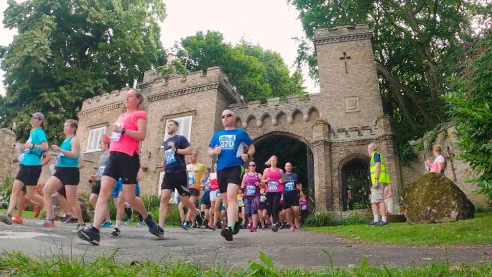 /images/2022/07/south-cave-runners-334531.jpg