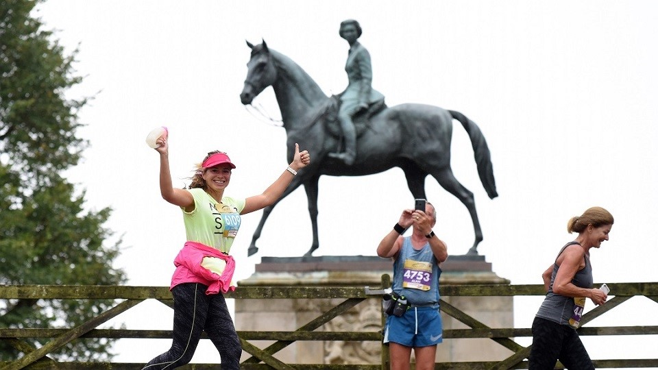 /images/2022/07/windsor-half-marathon-selfie.jpg
