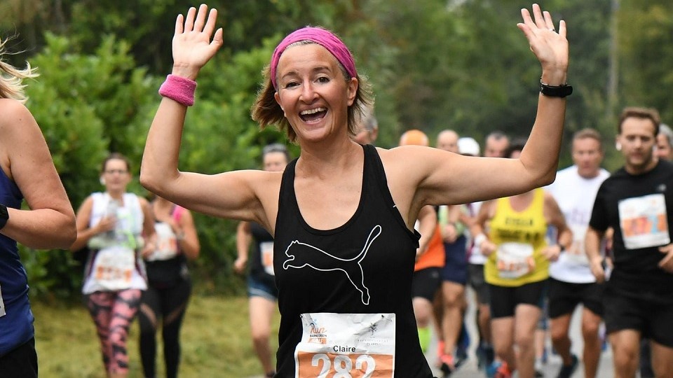 /images/2022/08/barns-green-half-marathon-claire.jpg