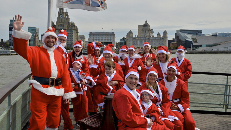 /images/2022/08/santas-on-the-mersey.jpg