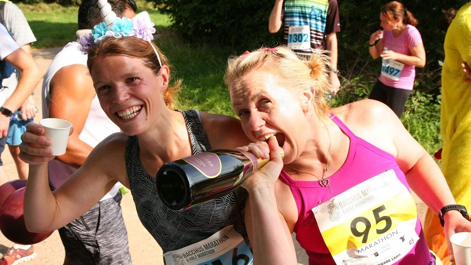 /images/2022/09/bacchus-wine-half-marathon.jpg