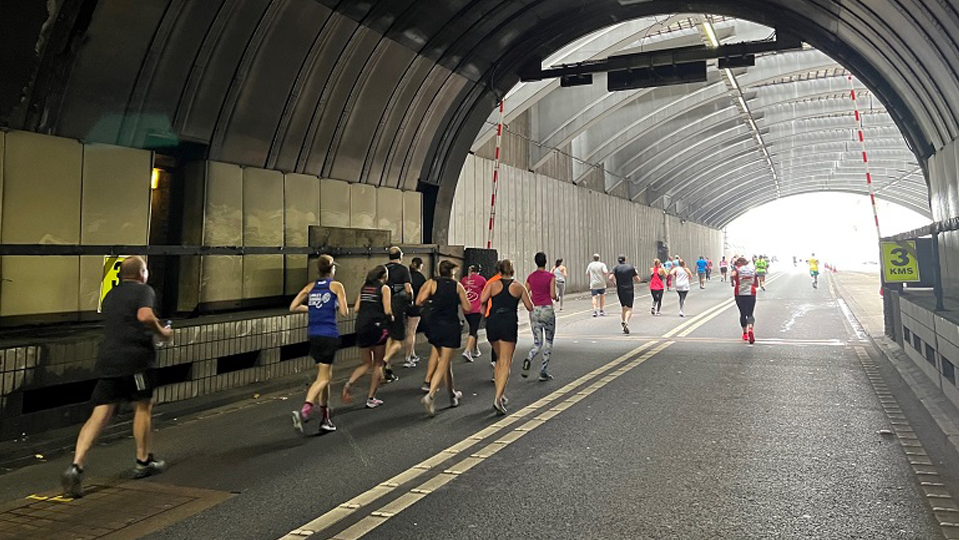 /images/2022/09/tunnel-10k.jpg