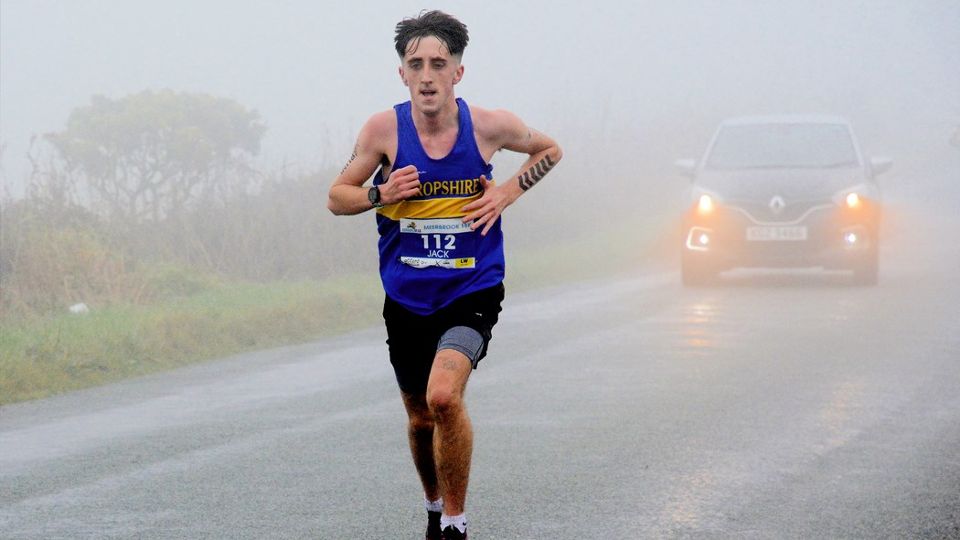 Clear win for Jack Pickett at a misty Meerbrook 15K