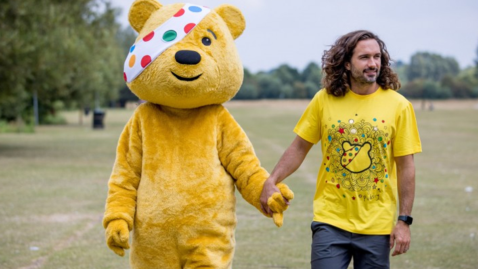 /images/2022/11/joe-and-pudsey-copy.jpg