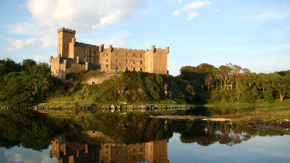 /images/2022/12/dunvegan-castle-copy.jpg