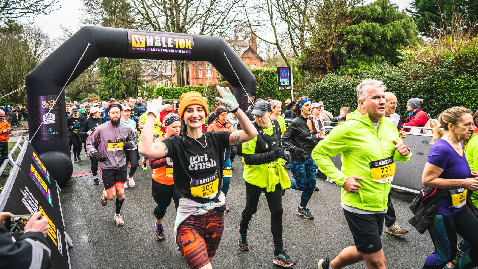 Watersons Hale 10K Runner